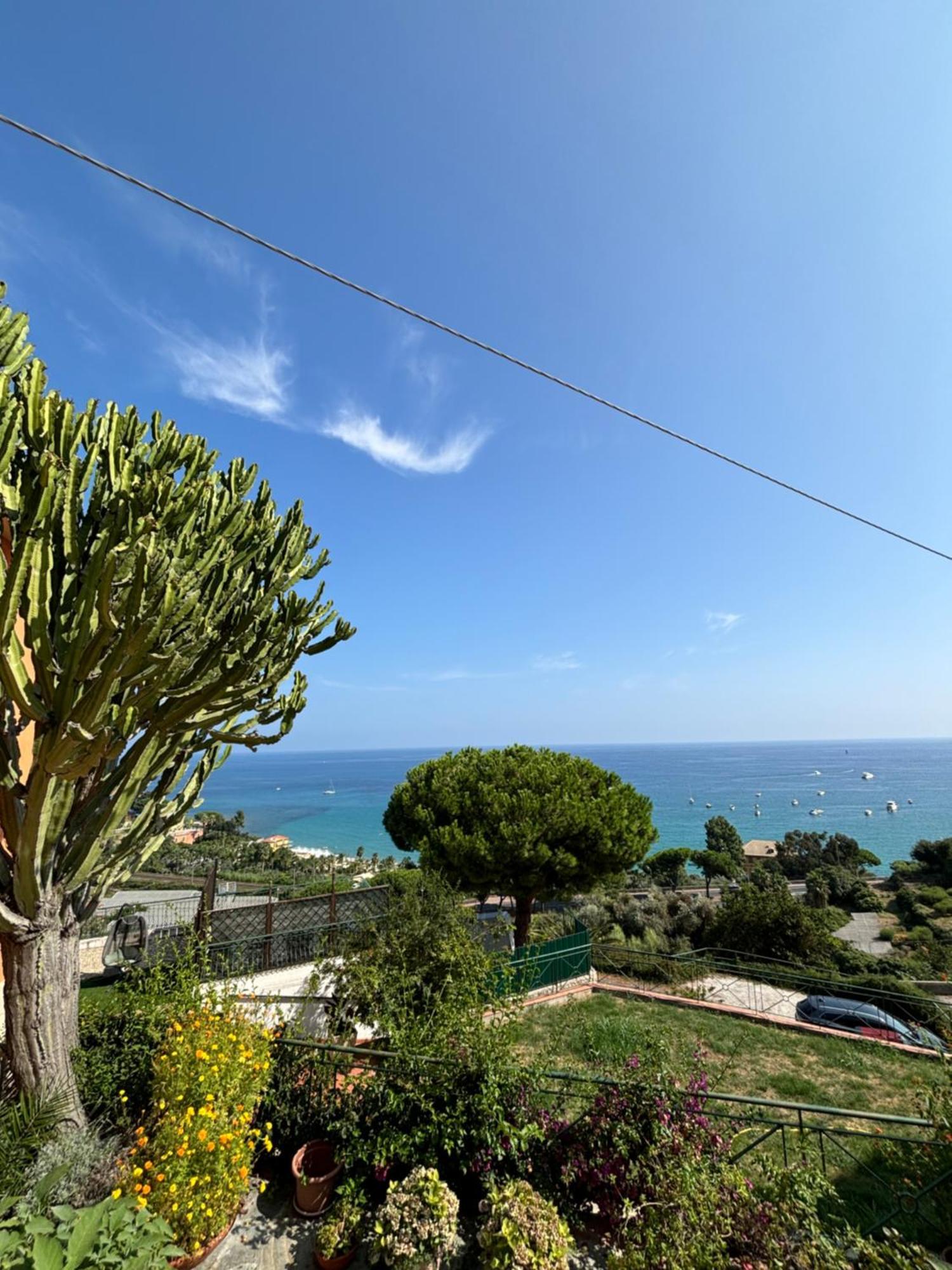 Apartmán Il Giardino Del Mare Ventimiglia Exteriér fotografie