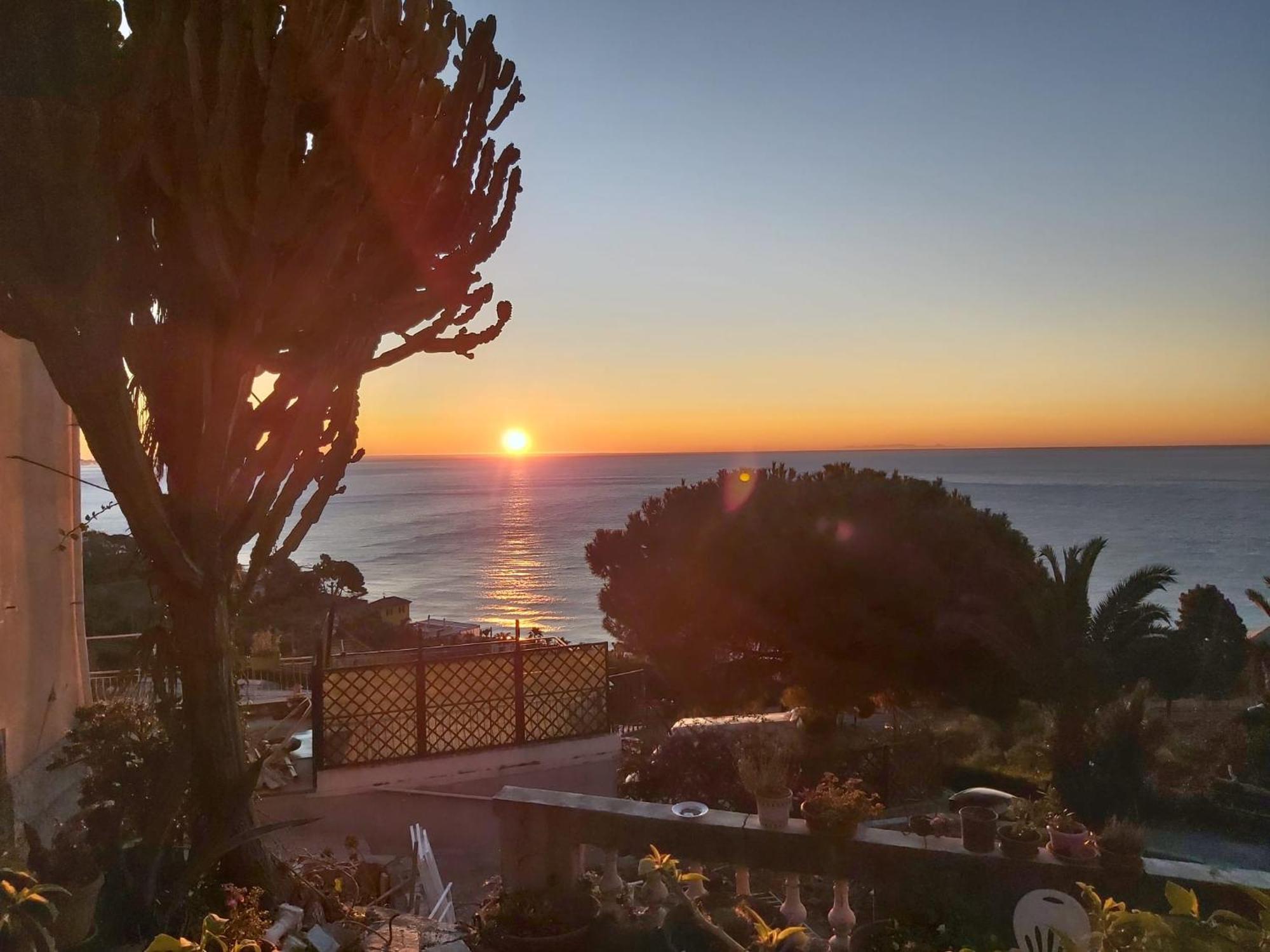 Apartmán Il Giardino Del Mare Ventimiglia Exteriér fotografie