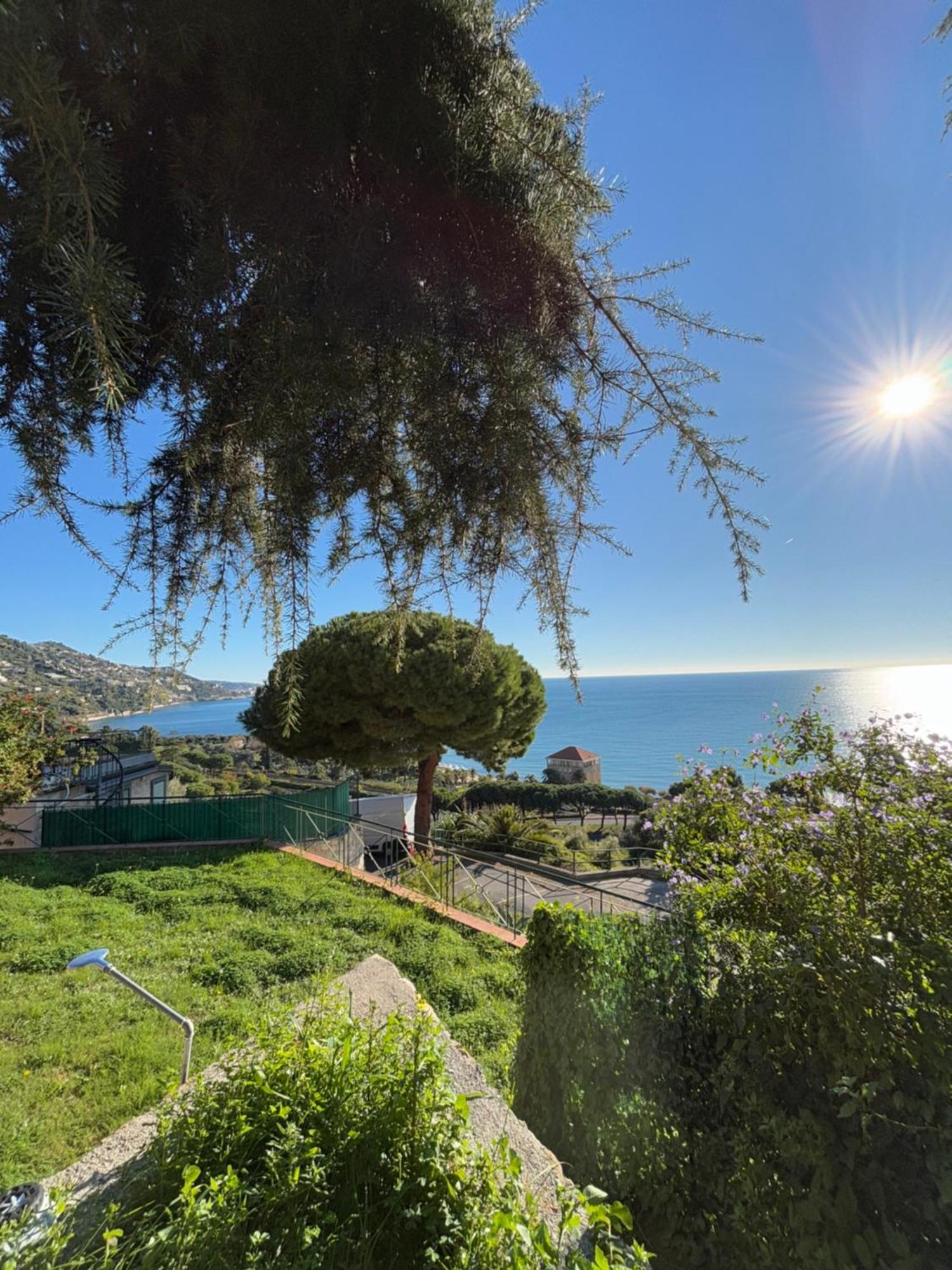 Apartmán Il Giardino Del Mare Ventimiglia Exteriér fotografie