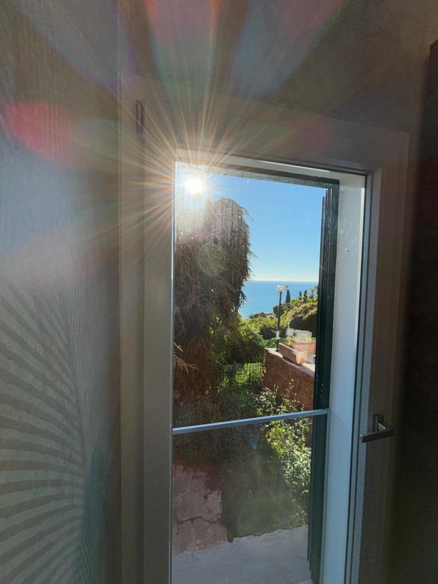 Apartmán Il Giardino Del Mare Ventimiglia Exteriér fotografie