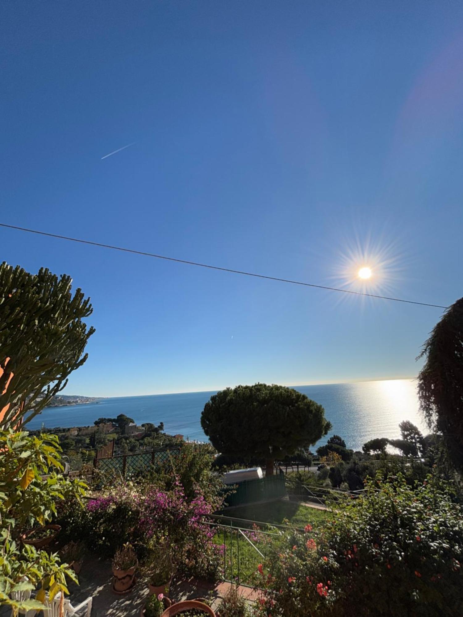 Apartmán Il Giardino Del Mare Ventimiglia Exteriér fotografie